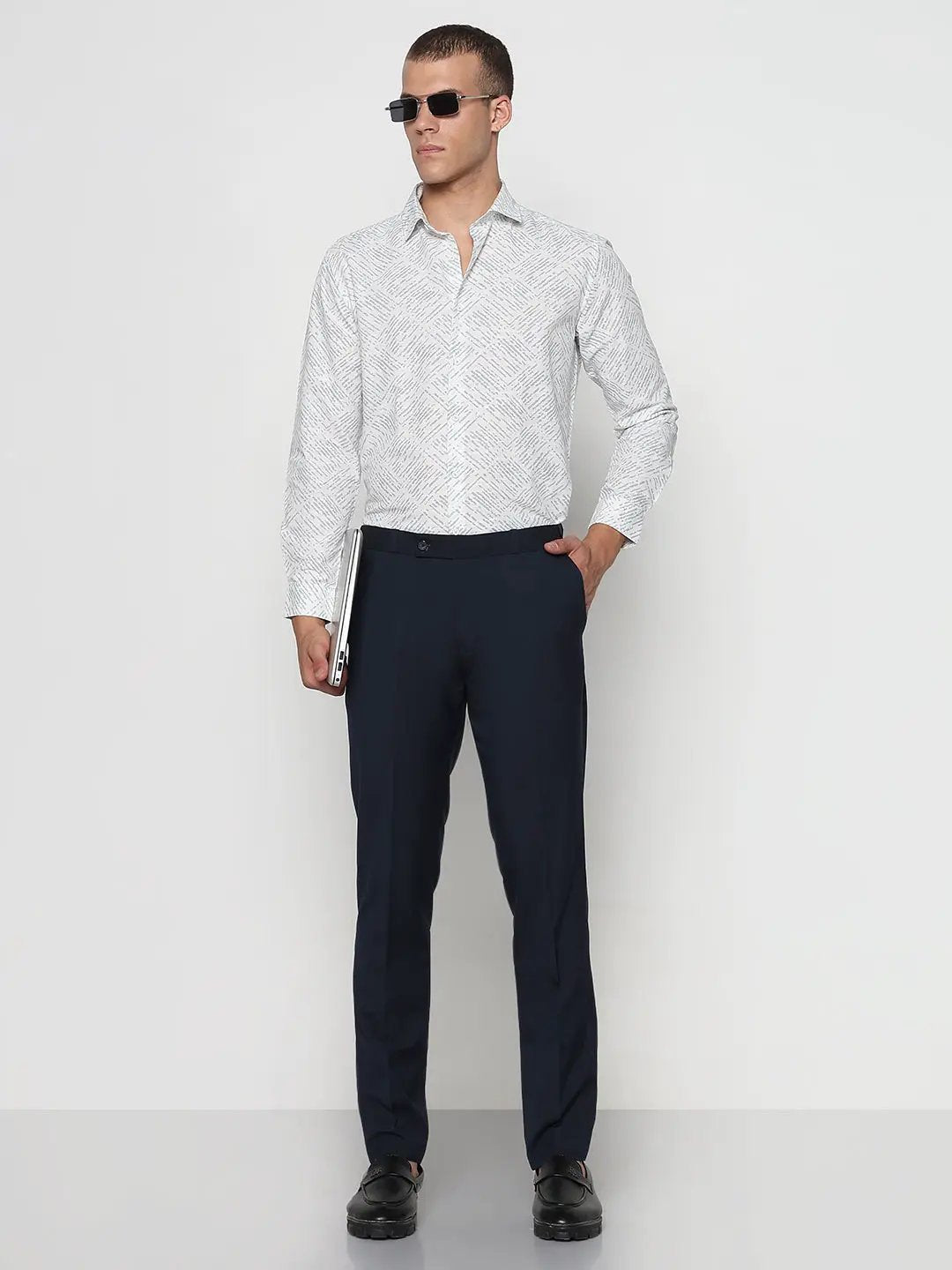 Men's White Geometric Slim Fit Formal Shirt - Uncategorized from SHOWOFFFF