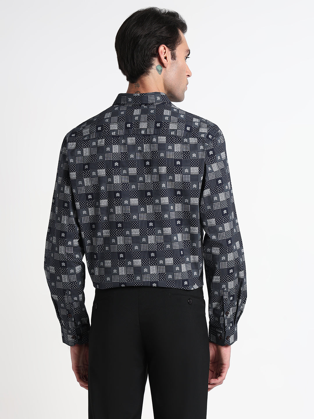 Men's Navy Blue Geometric Slim Fit Long Sleeves Formal Shirt