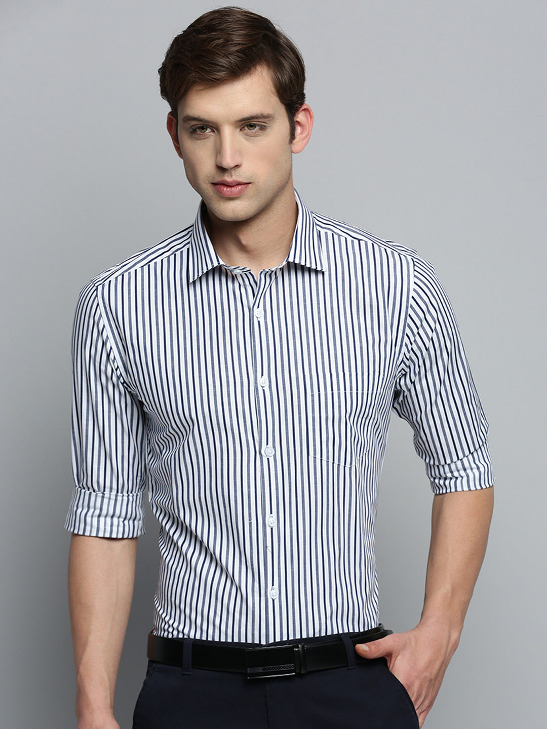 Men Spread Collar Striped White Shirt