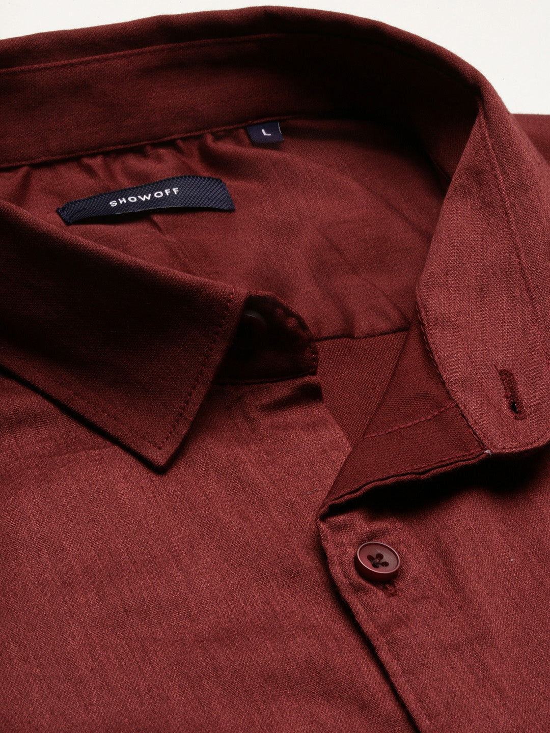 Men Spread Collar Solid Slim Fit Maroon Shirt