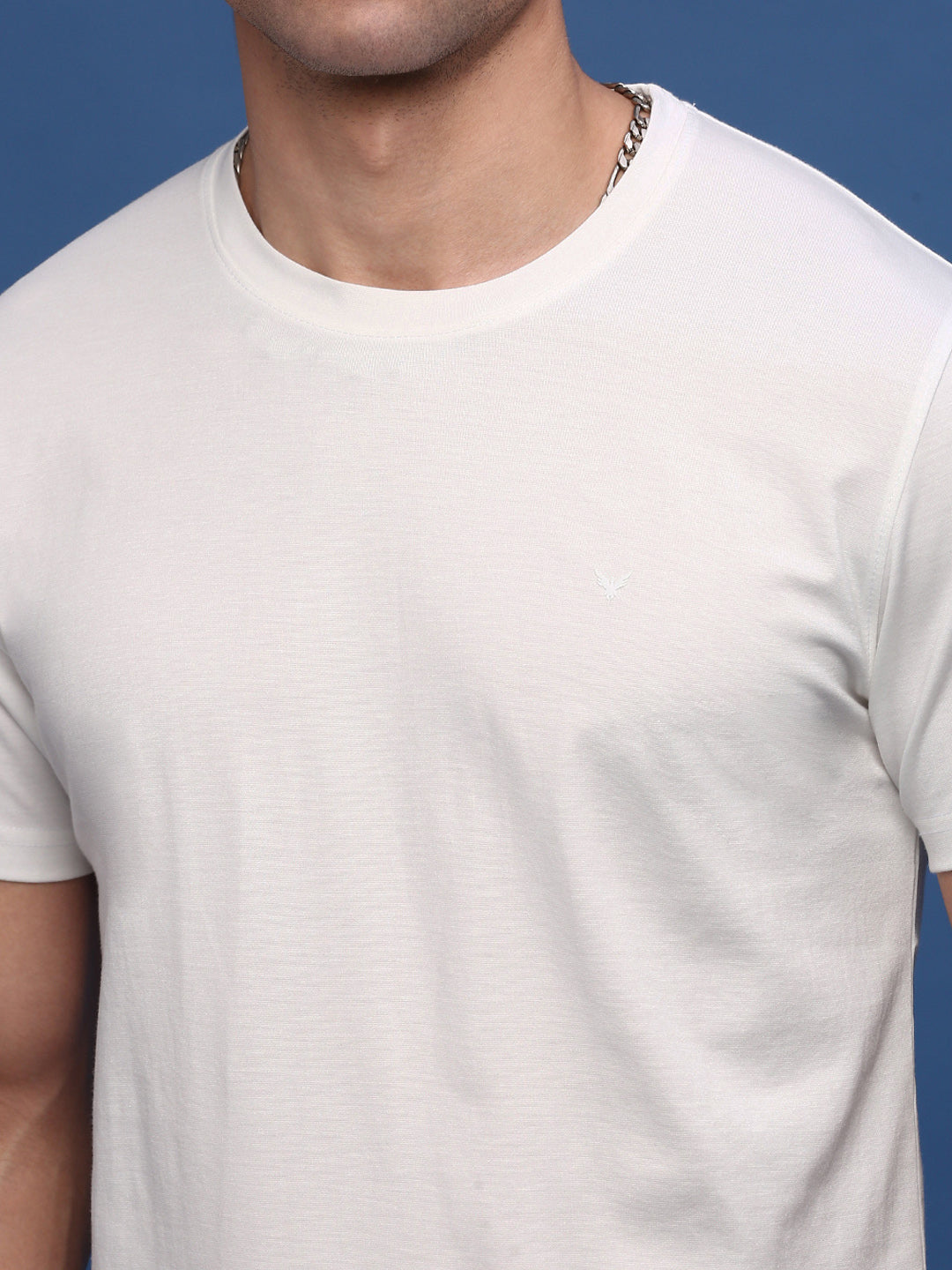 Men White Slim Fit T Shirt