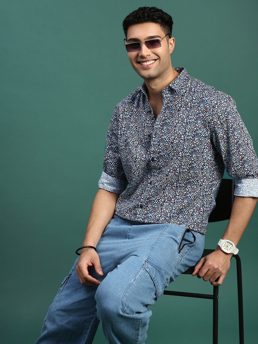 Men Floral Navy Blue Slim Fit Shirt