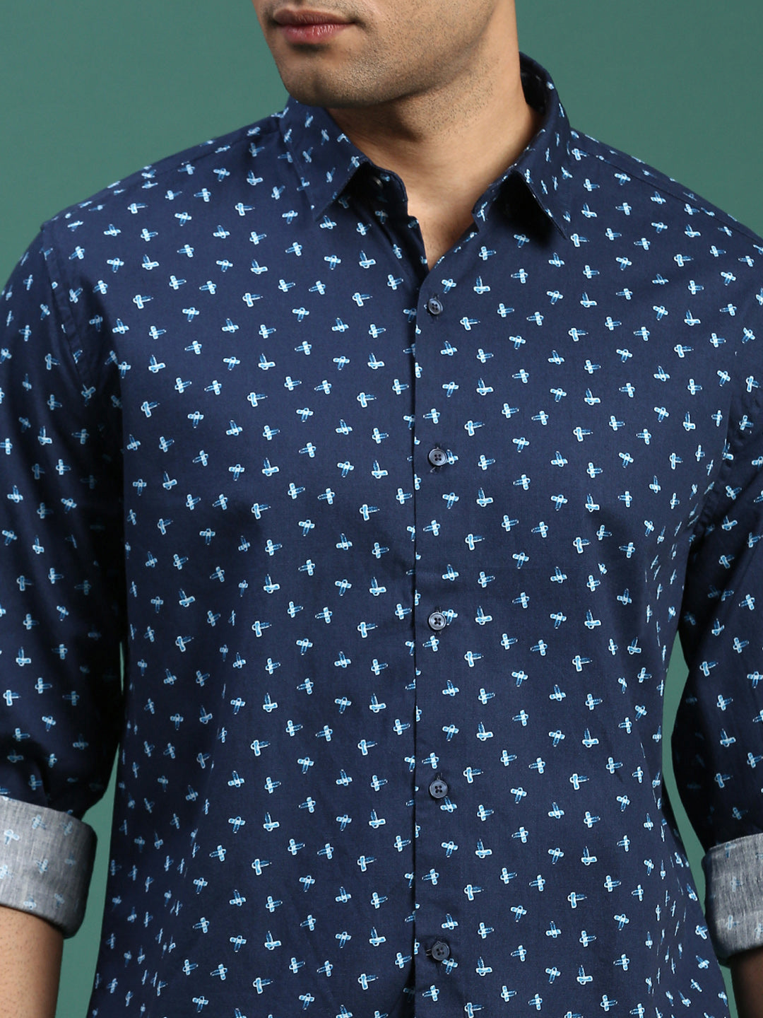 Men Abstract Navy Blue Slim Fit Shirt