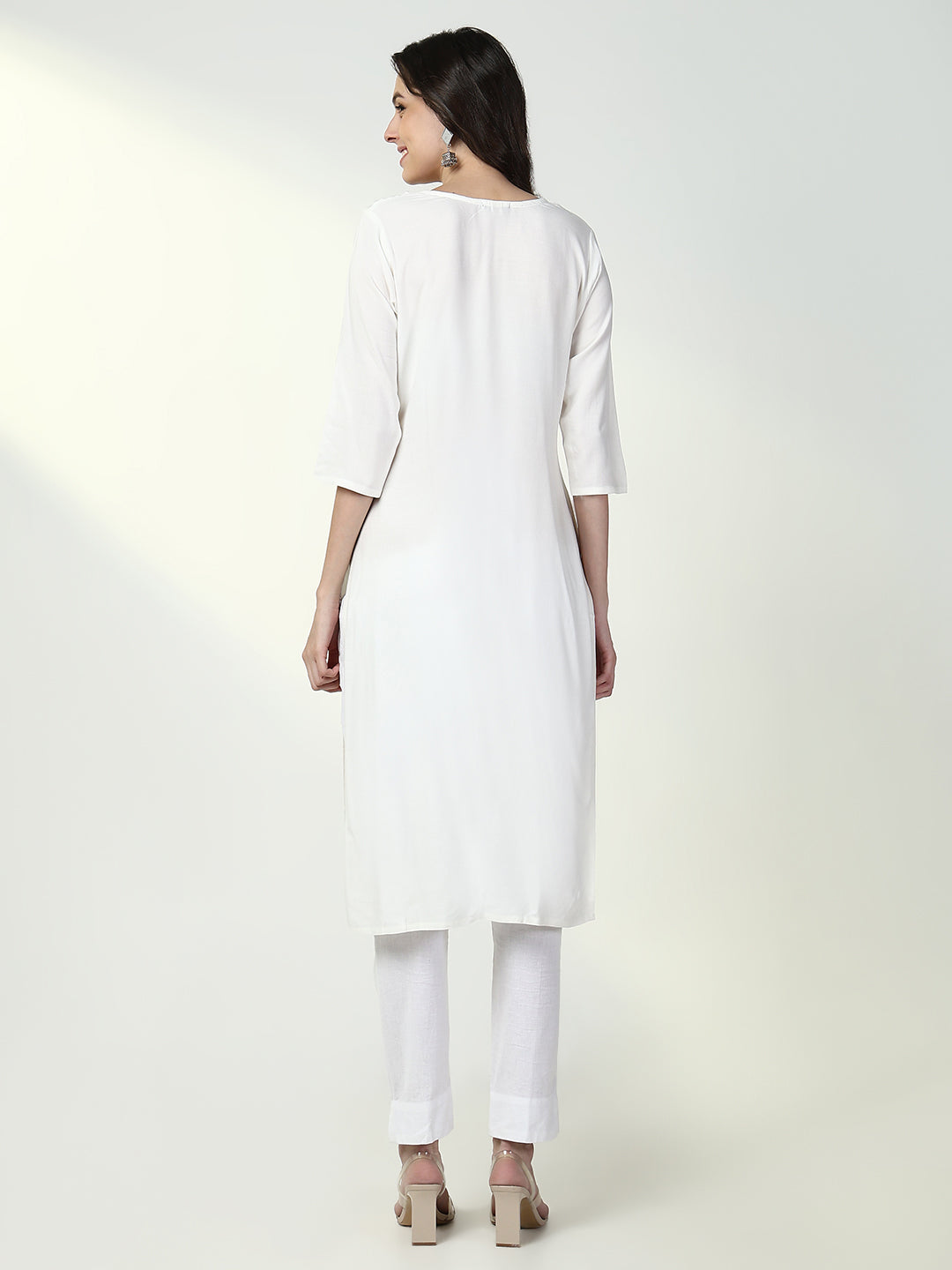 Women White Solid Straight Kurta