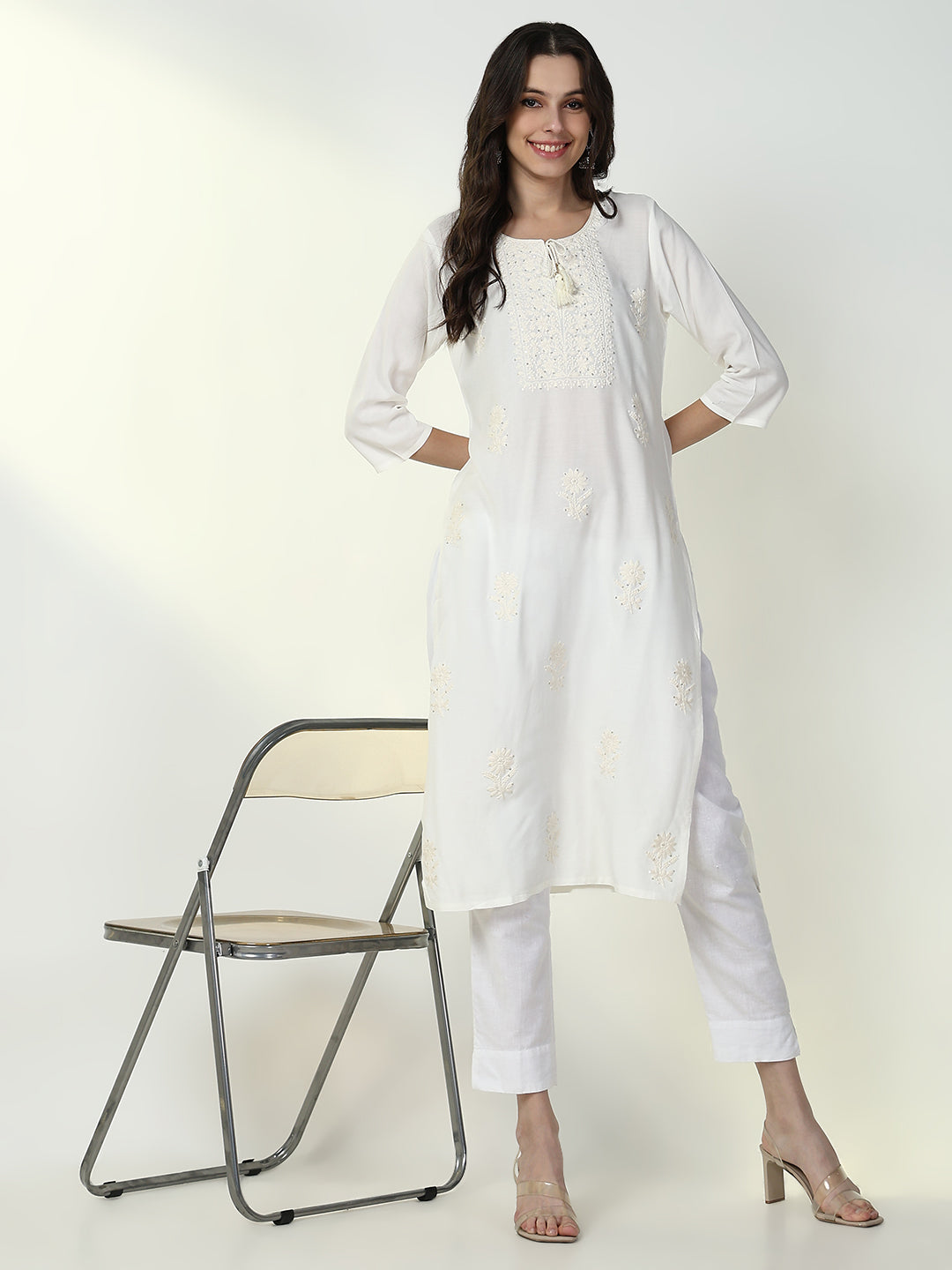 Women White Solid Straight Kurta