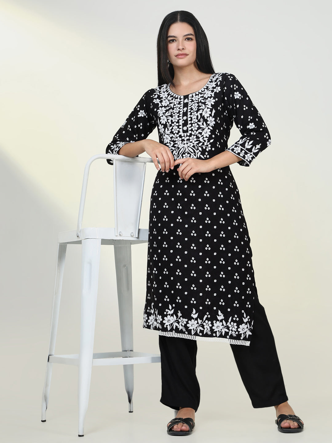 Women Bandhani Black Chikankari Kurta