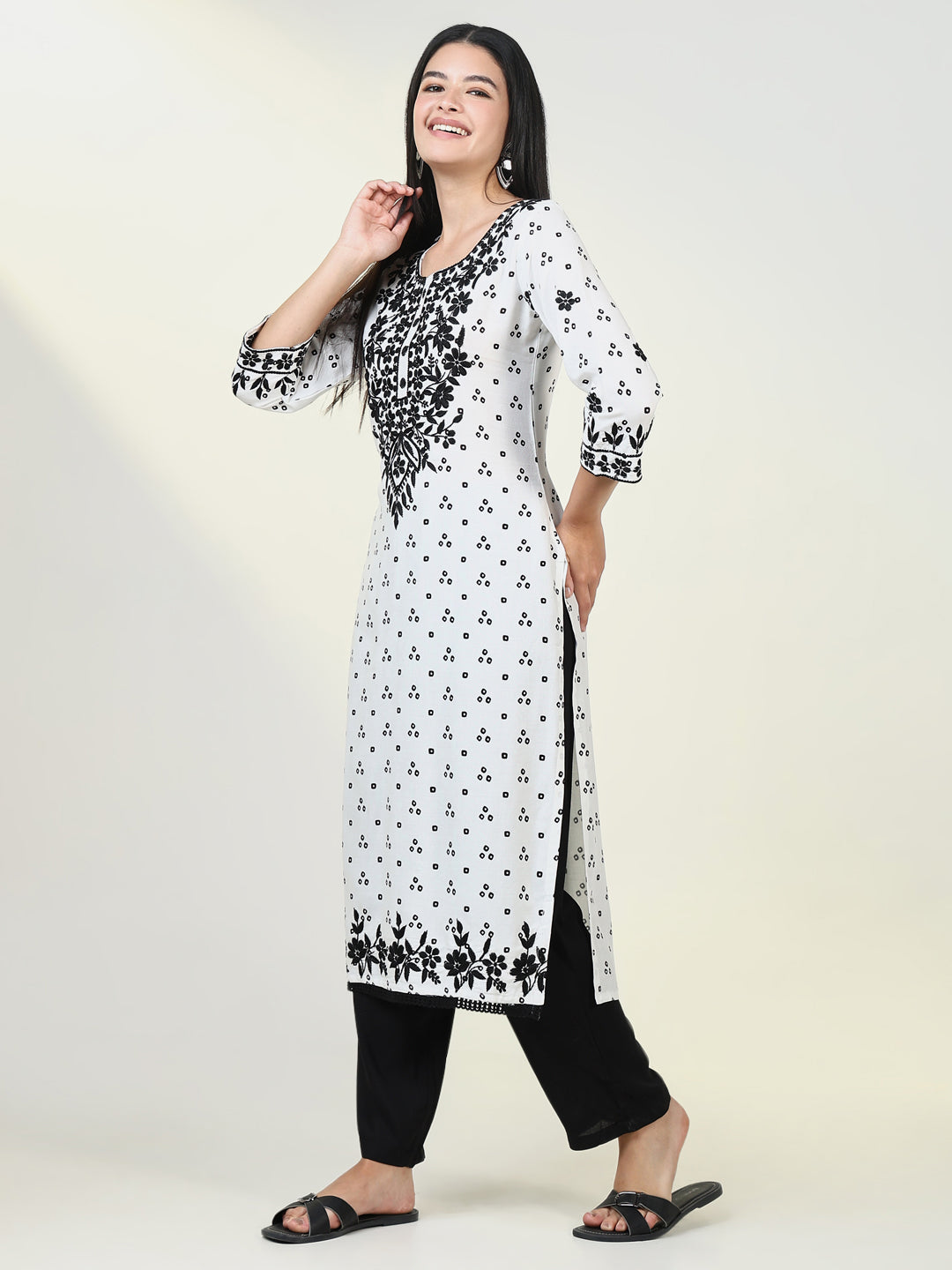 Women Bandhani White Chikankari Kurta