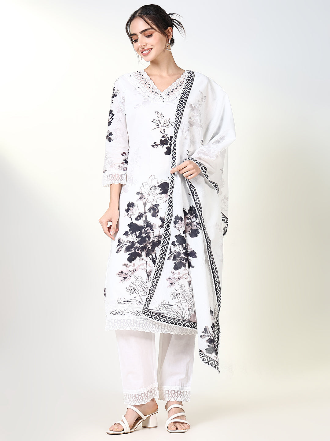 Women Floral White Straight Kurta Set with Dupatta