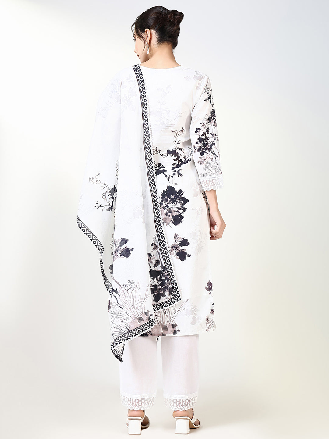 Women Floral White Straight Kurta Set with Dupatta