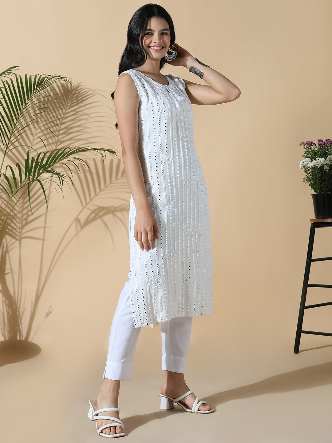 Women White Solid Embroidered Straight Kurta