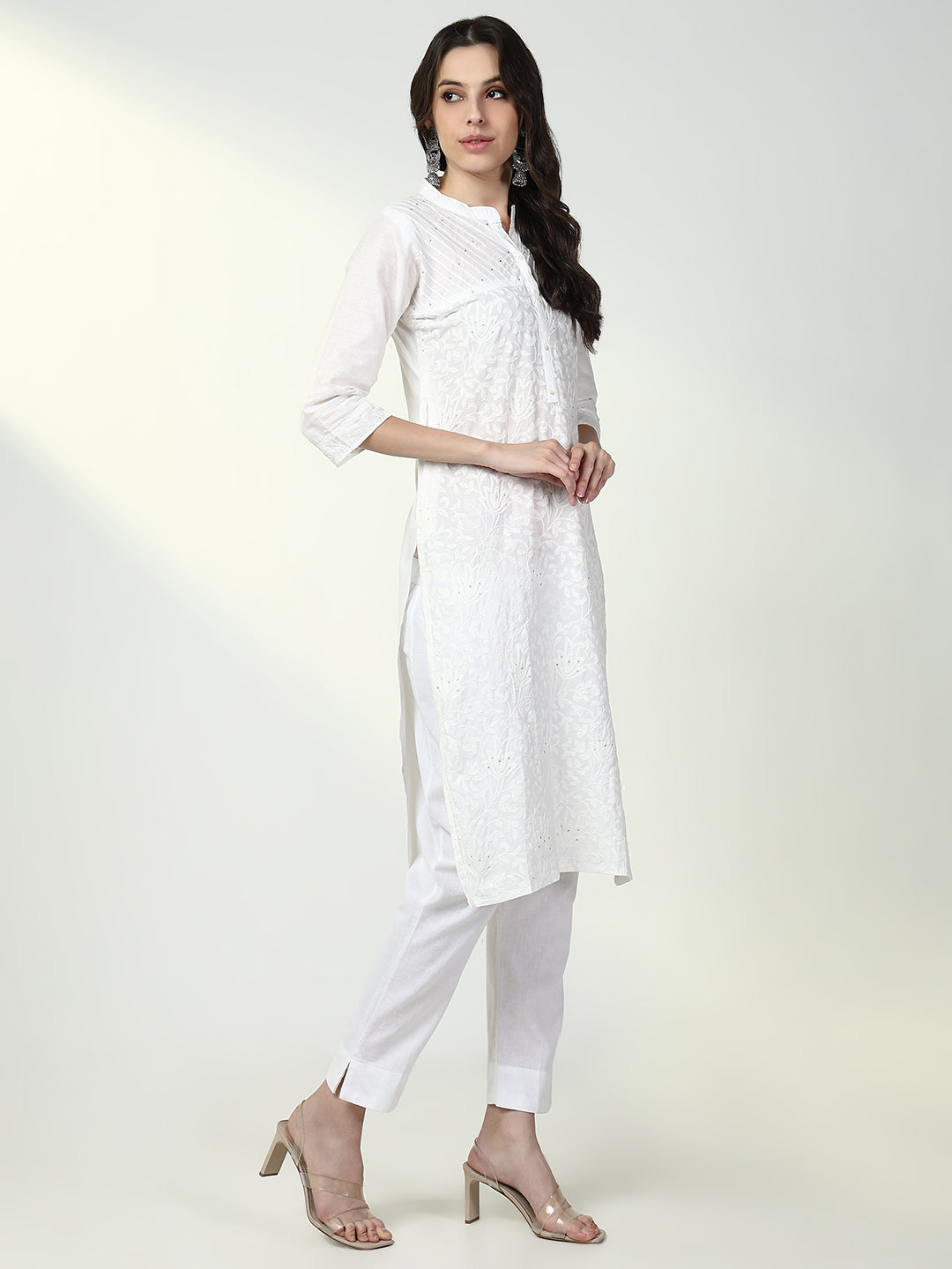 Women White Solid Straight Kurta