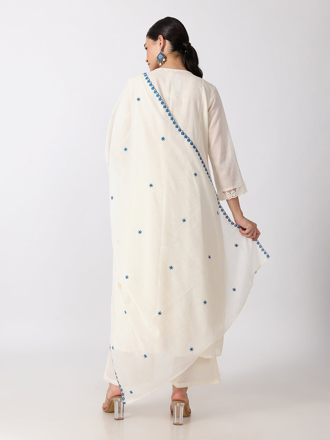 Women’s Floral Embroidered Off White Anarkali Kurta Set with V-Neck and Dupatta