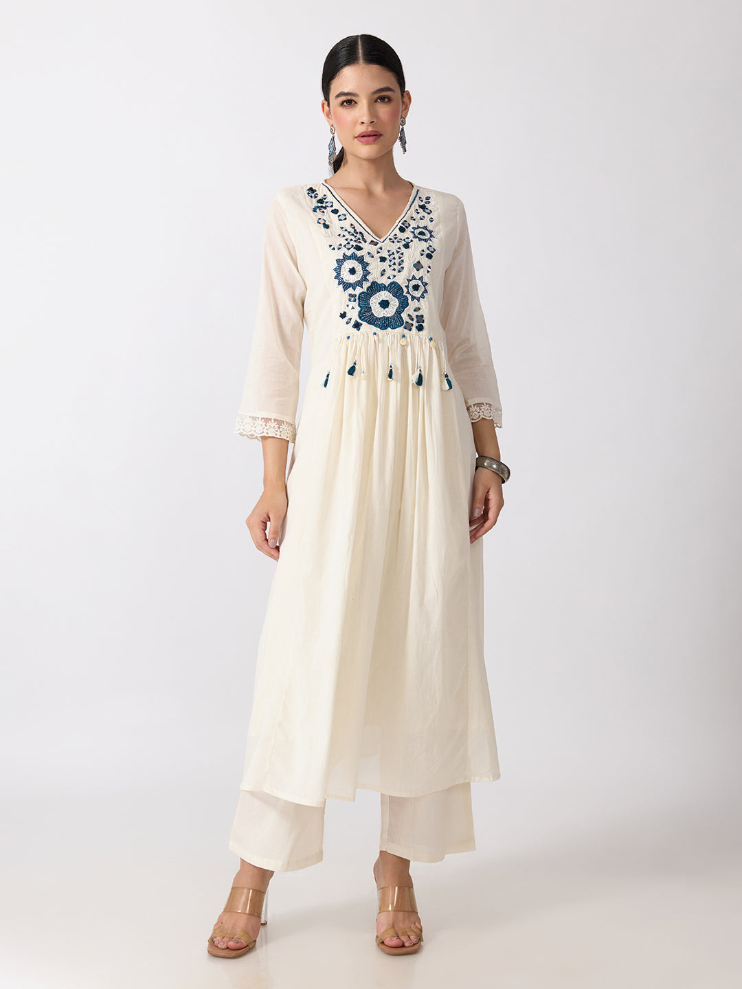 Women’s Floral Embroidered Off White Anarkali Kurta Set with V-Neck and Dupatta