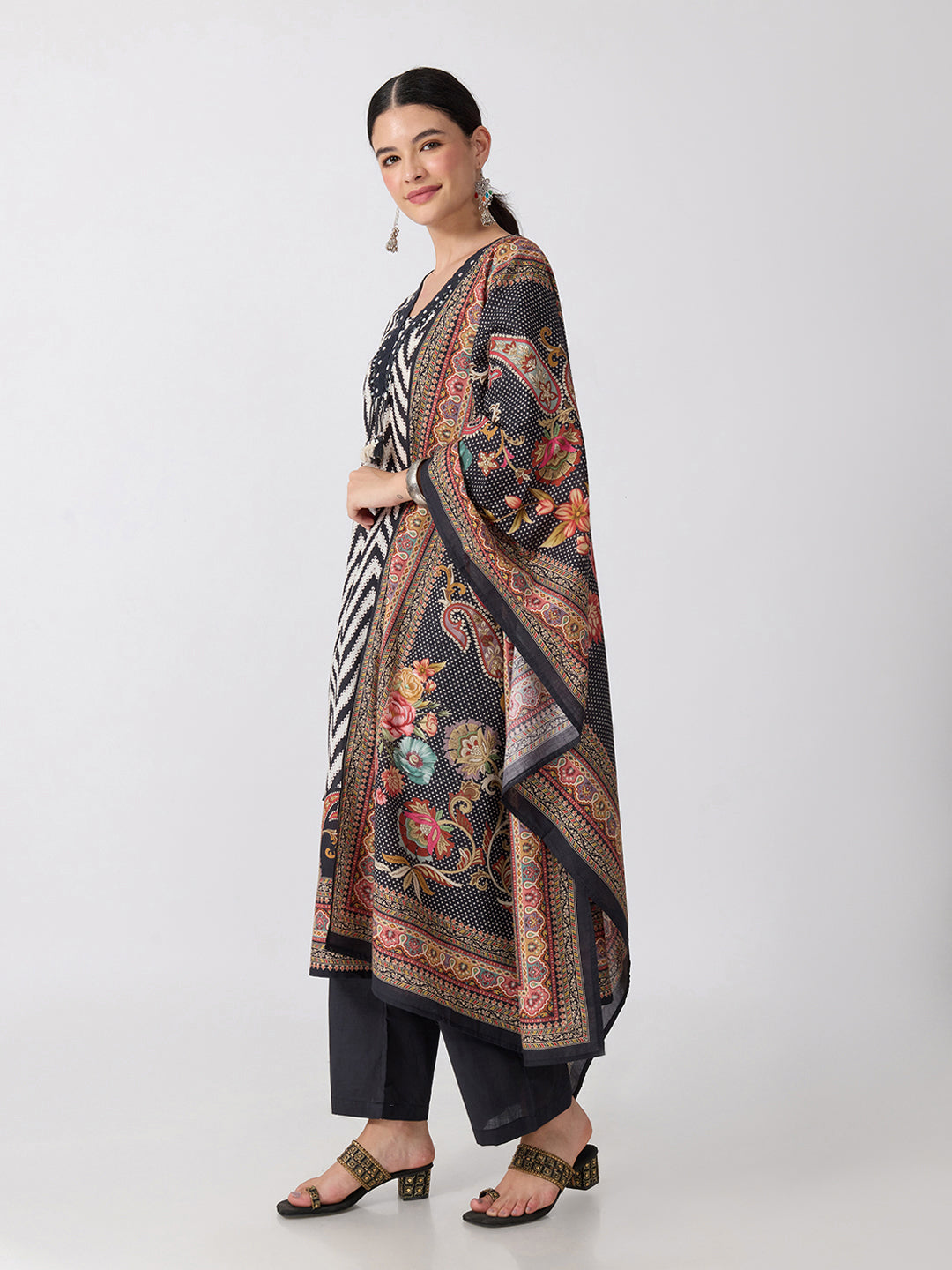 Women’s Chevron Printed Black Straight Kurta Set with Dupatta