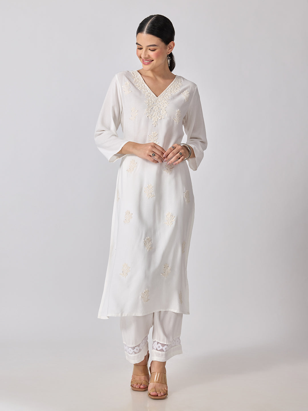 Women’s Floral Embroidered White Straight-Fit Kurta and Palazzo
