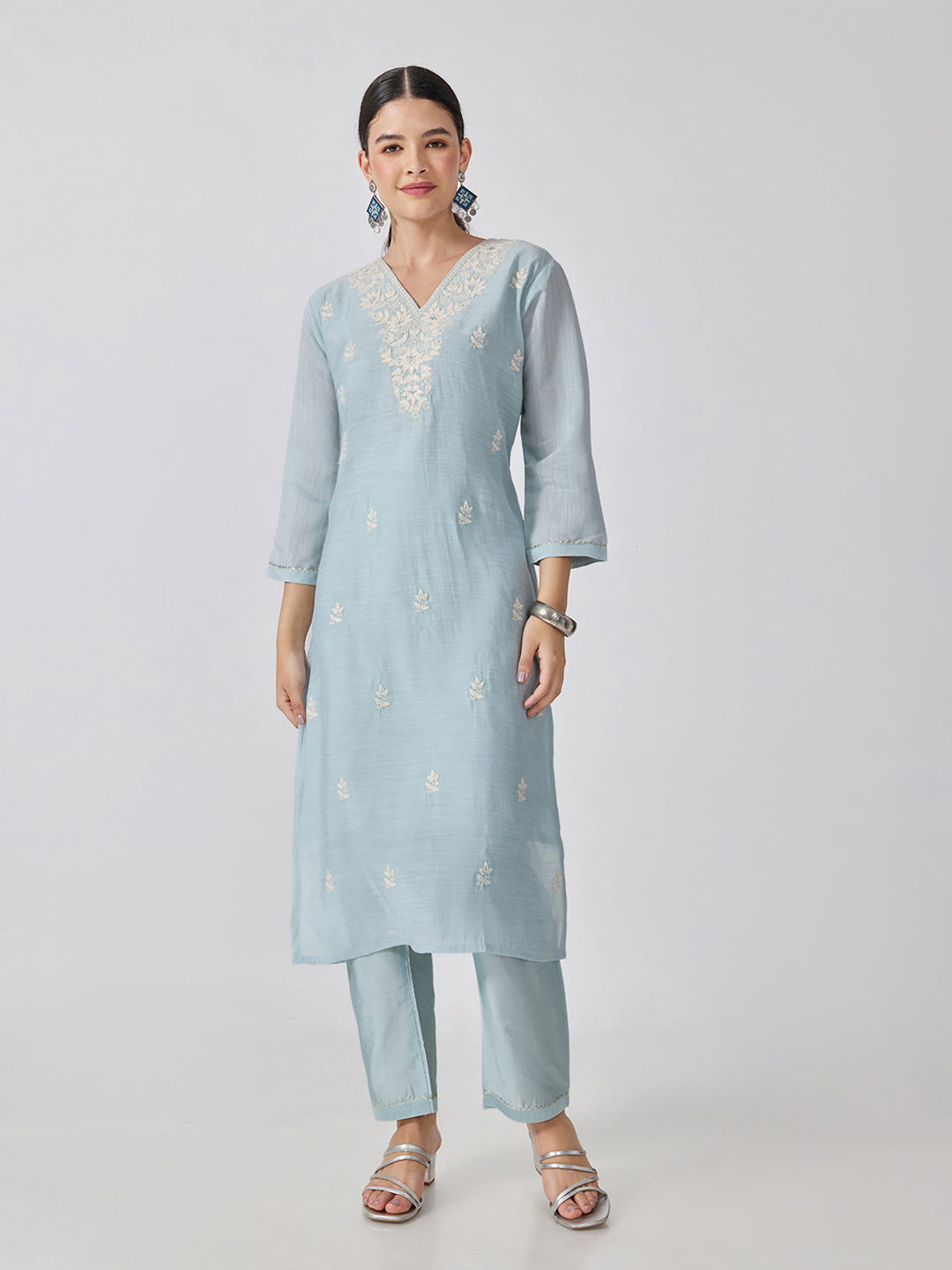 Women’s Floral Embroidered Blue Straight Kurta Set Dupatta