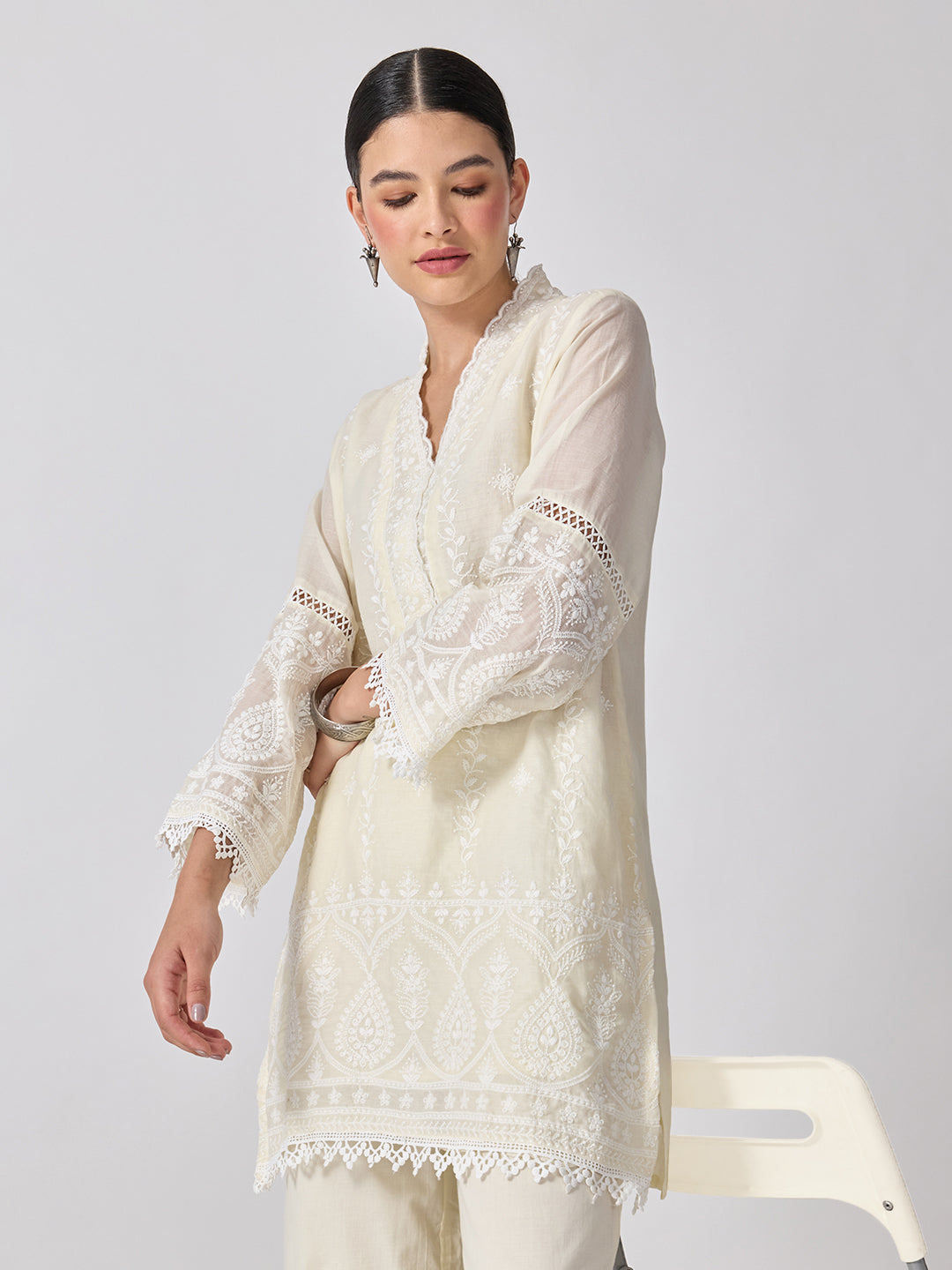 Women’s Floral Embroidered Off White Straight Kurta Set