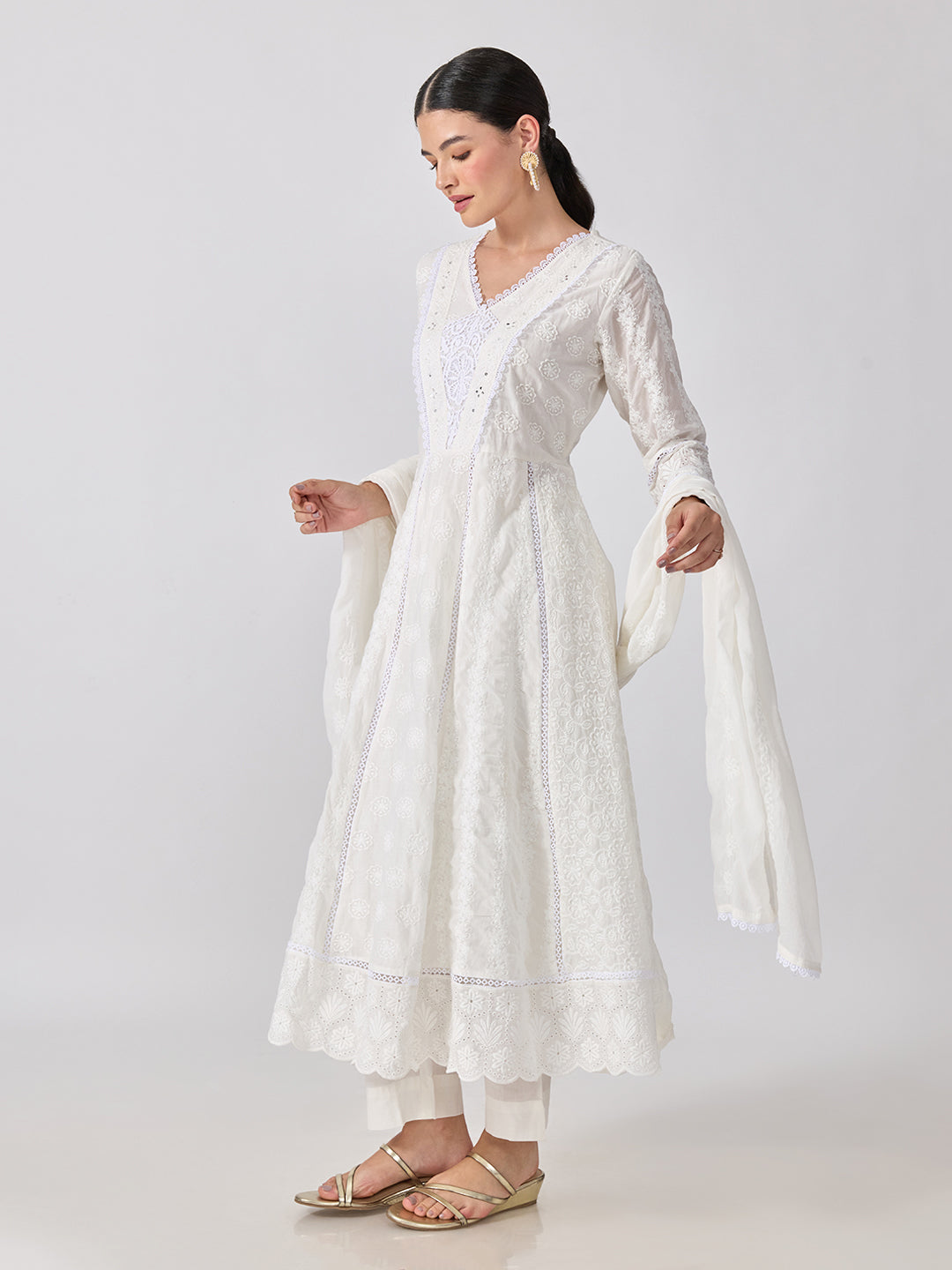 Women’s Floral Embroidered White Anarkali Kurta Set with Flared Hem and Dupatta