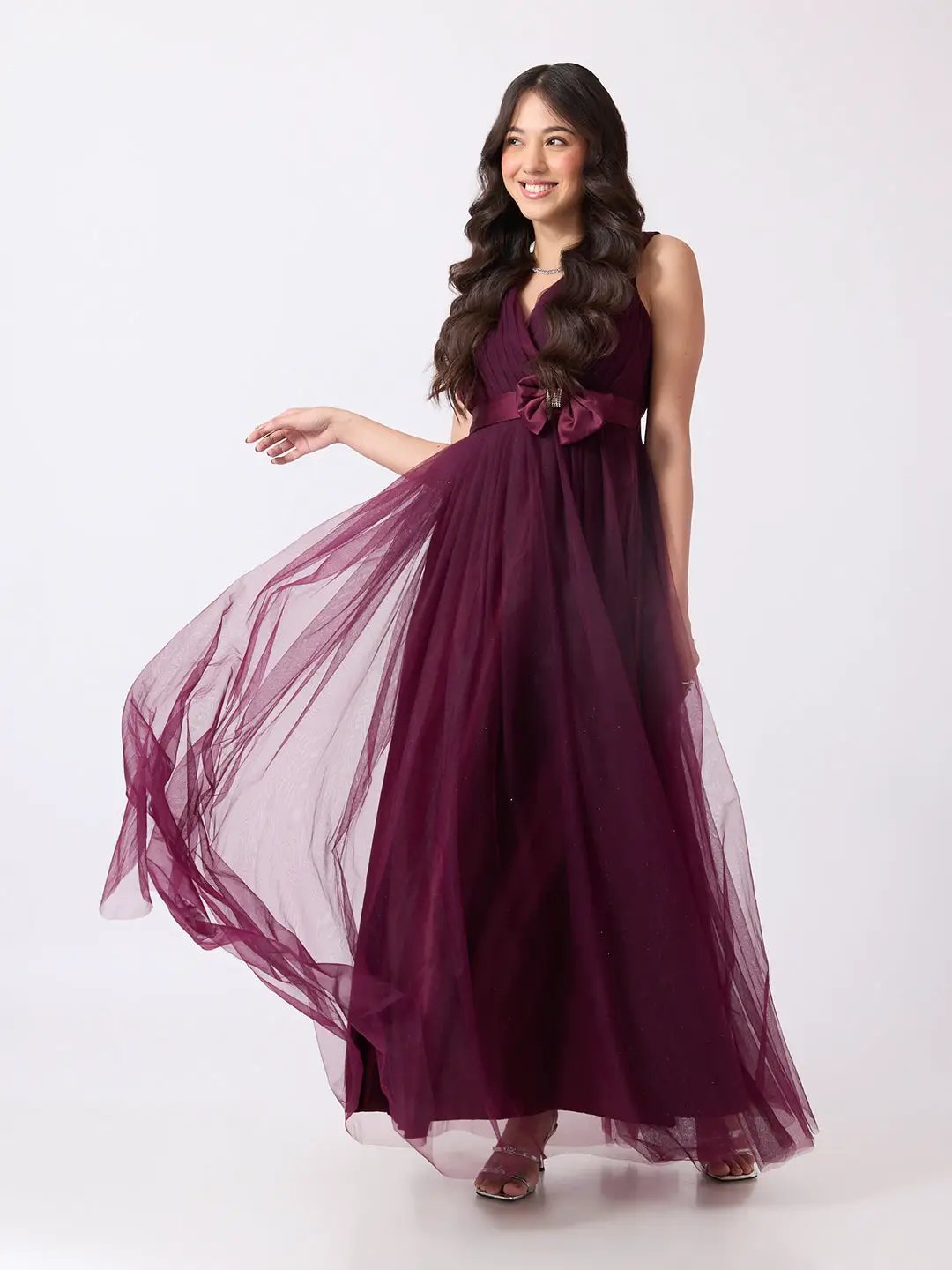 Women's Maroon Fit & Flare Sleeveless V Neck Pleated Maxi Gown with Bow Embellished Waist