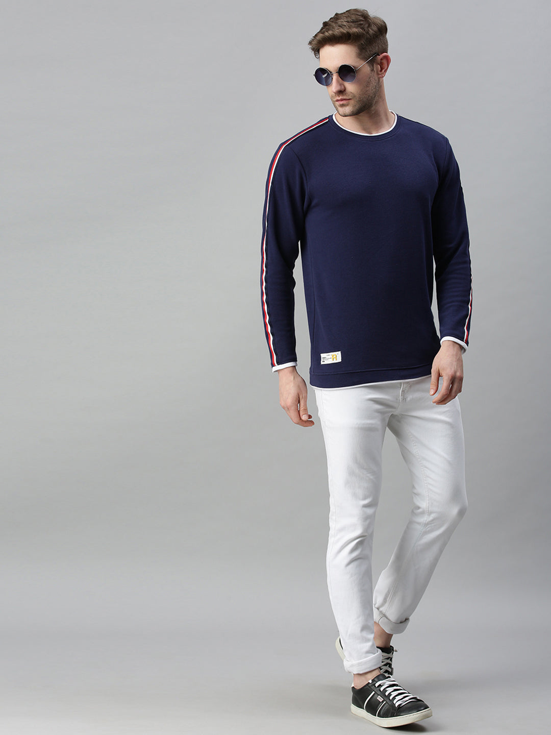 Men Solid Navy Blue Sweatshirt