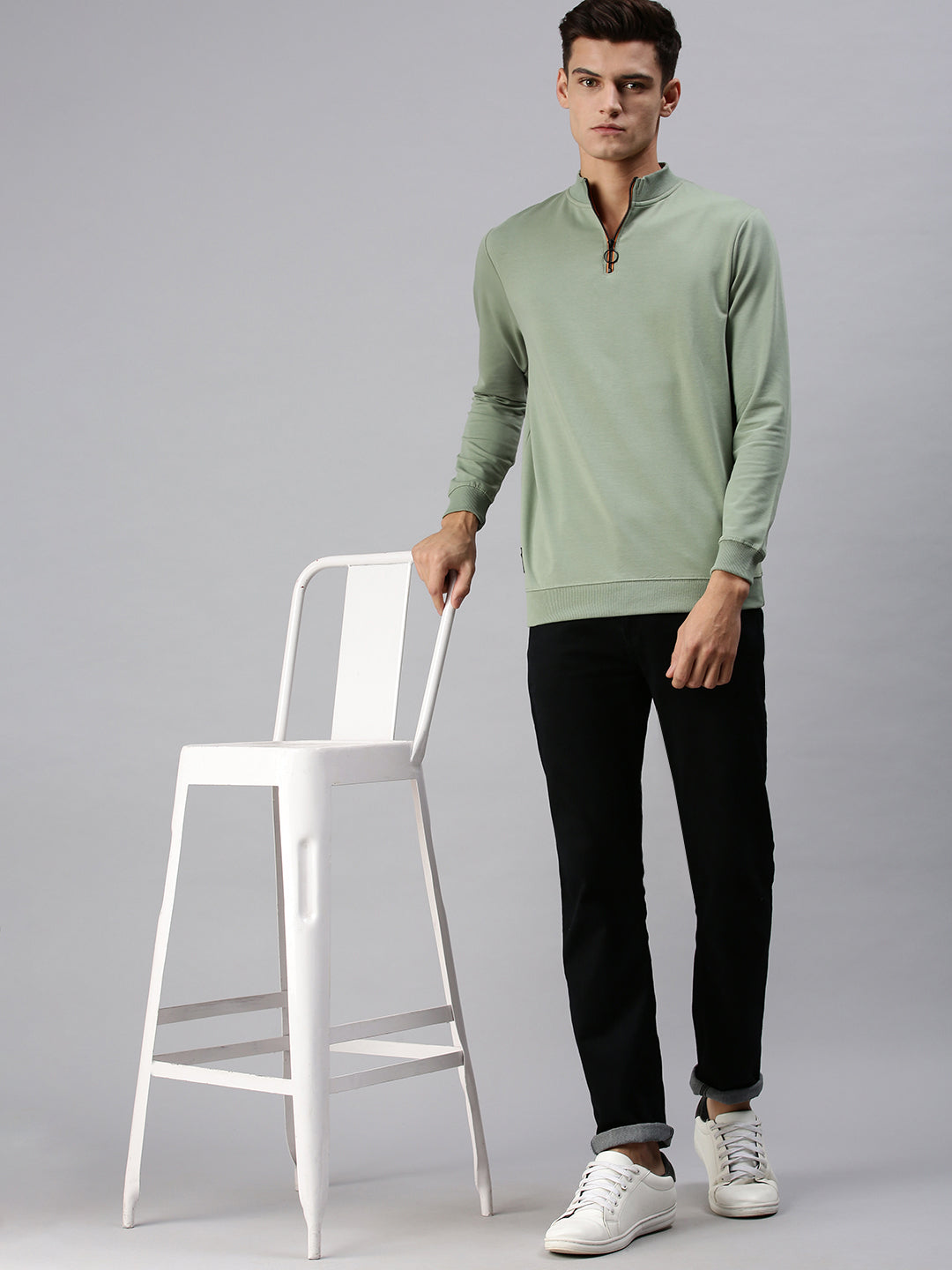 Men Solid Green Sweatshirt