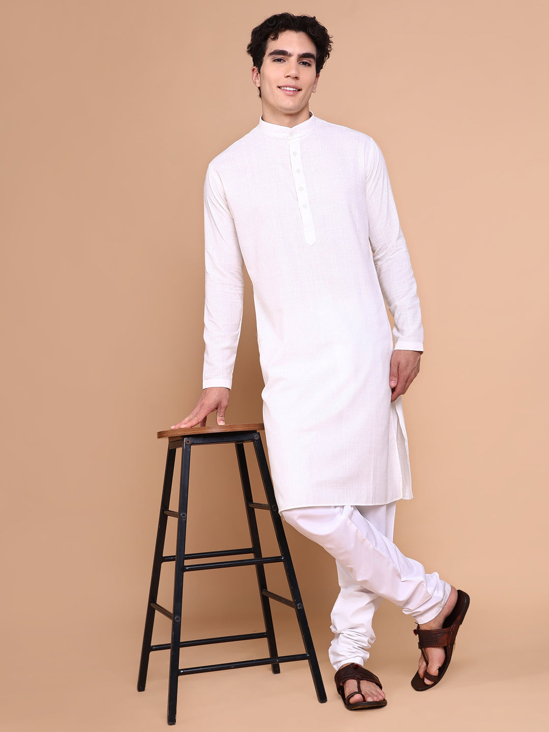 Men Off White Solid Kurta Set