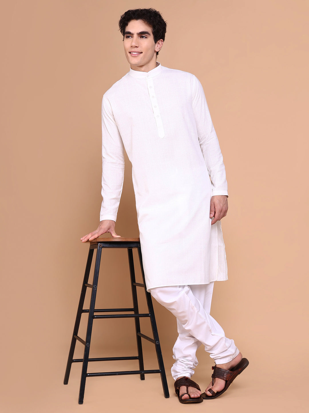 Men Off White Solid Kurta Set