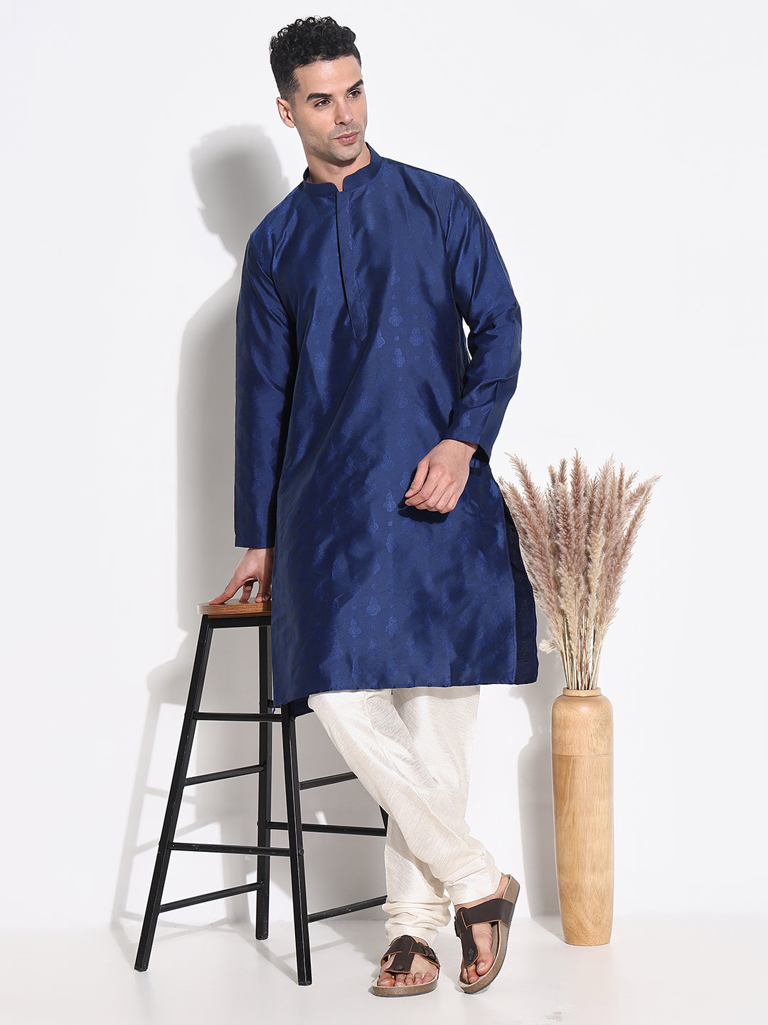 Men Navy Blue Ethnic Motifs Kurta Set