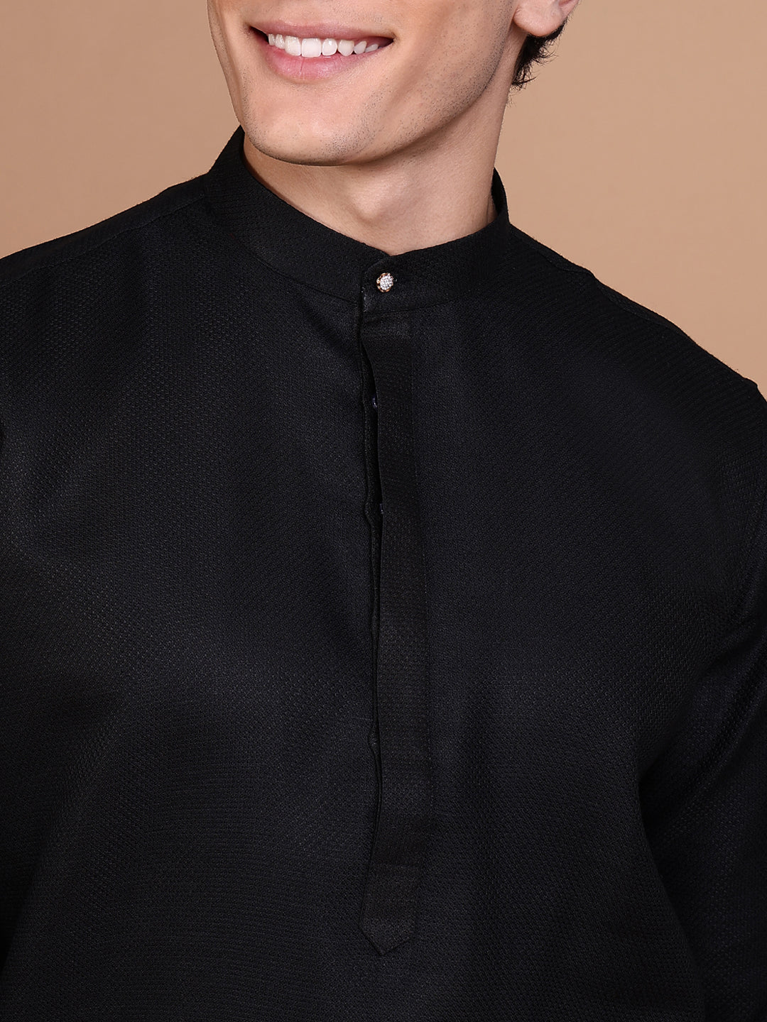 Men Black Solid Kurta Set