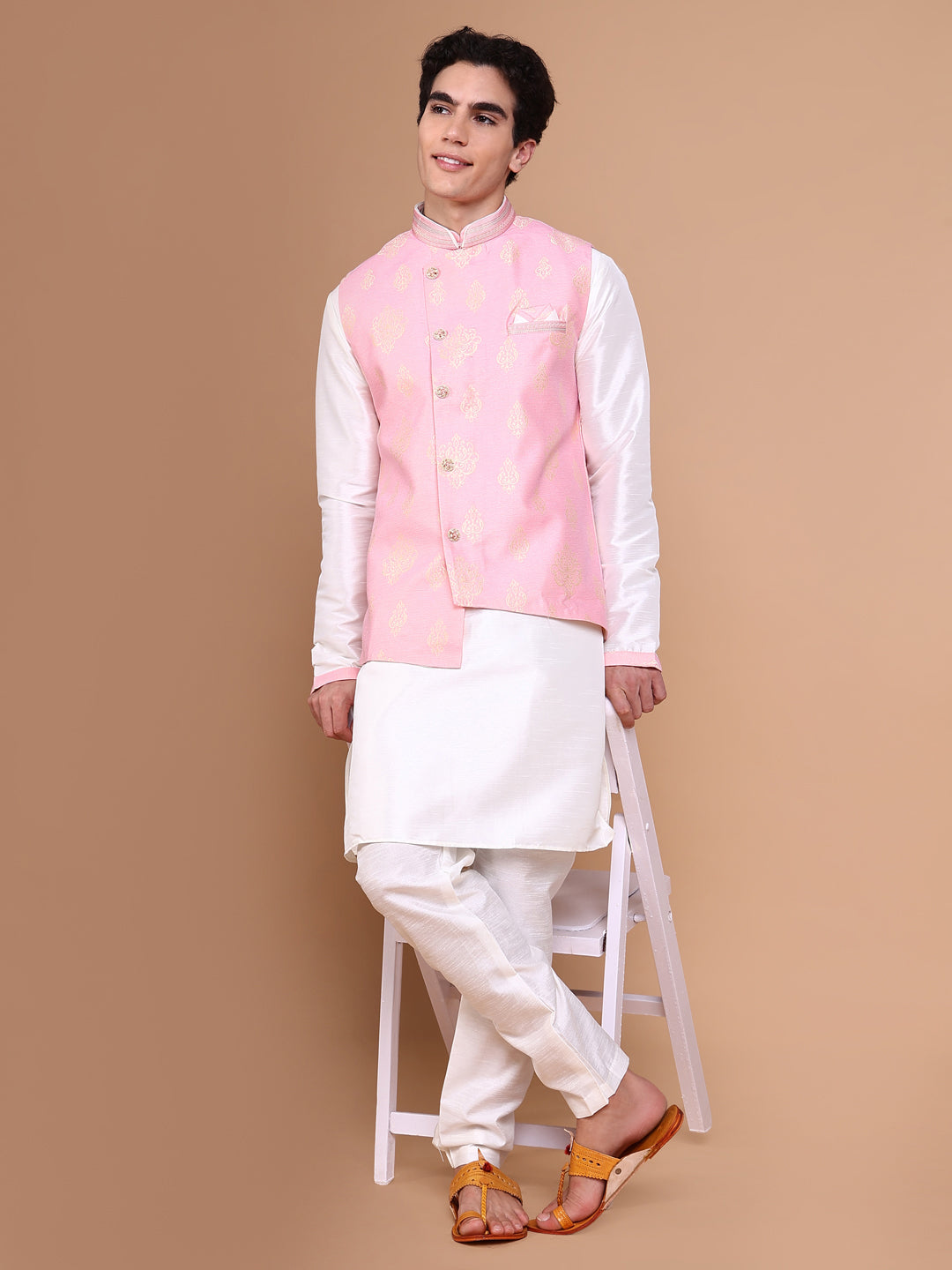 Men White Solid Kurta Set with Nehru jacket