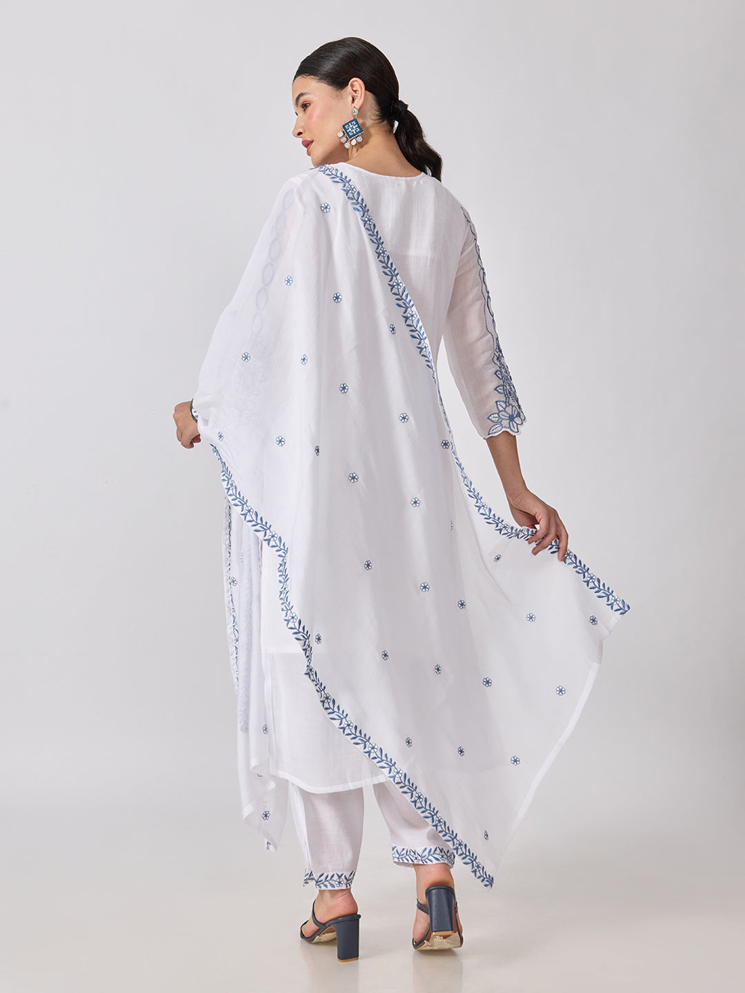 Women’s Floral Embroidered White Straight Kurta Set with Tie-Up Neck and Dupatta