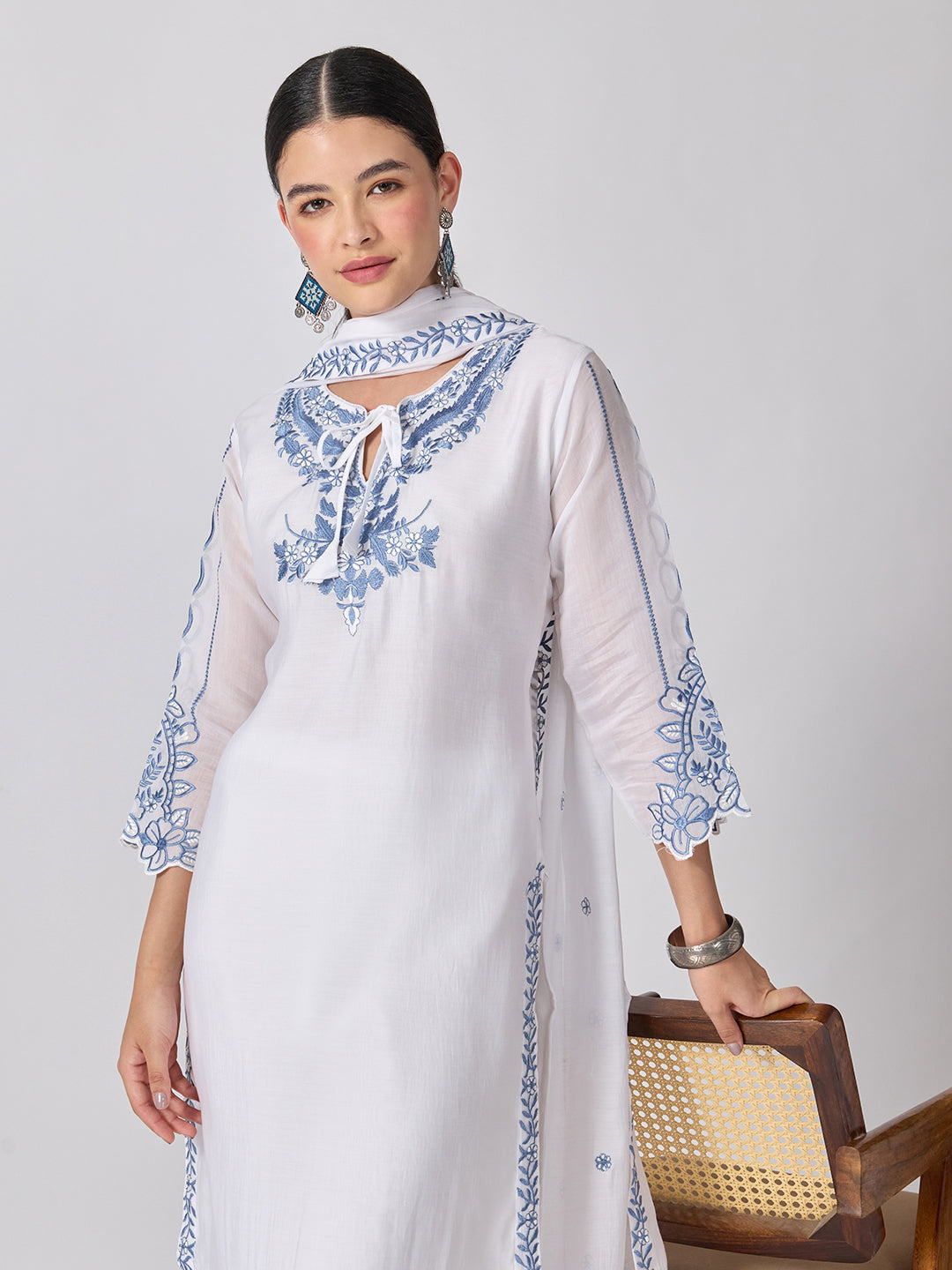 Women’s Floral Embroidered White Straight Kurta Set with Tie-Up Neck and Dupatta