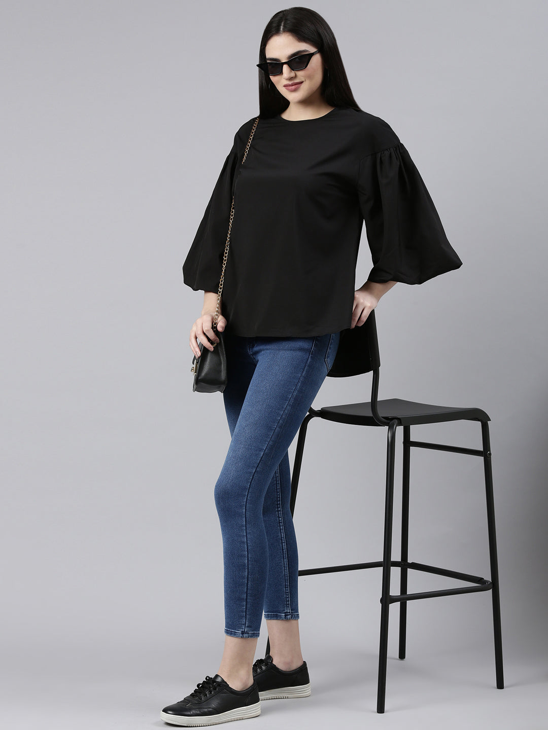 Women Solid Black Top