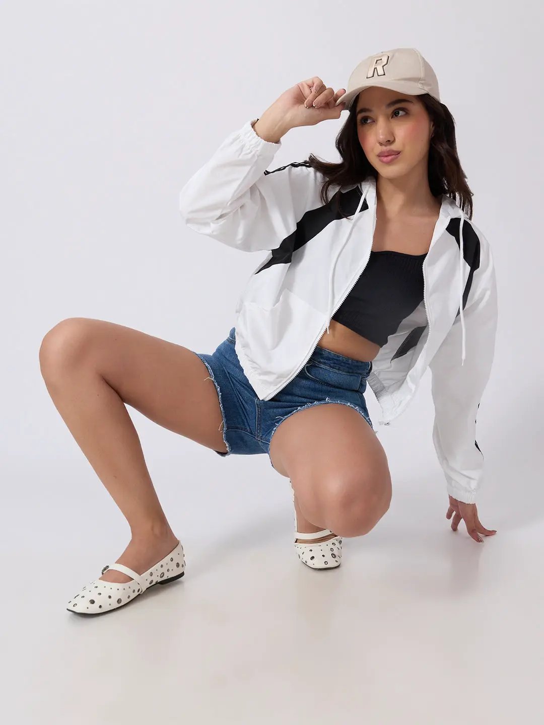 Women's Colourblocked White Hooded Zip Up Jacket with Striped Sleeves