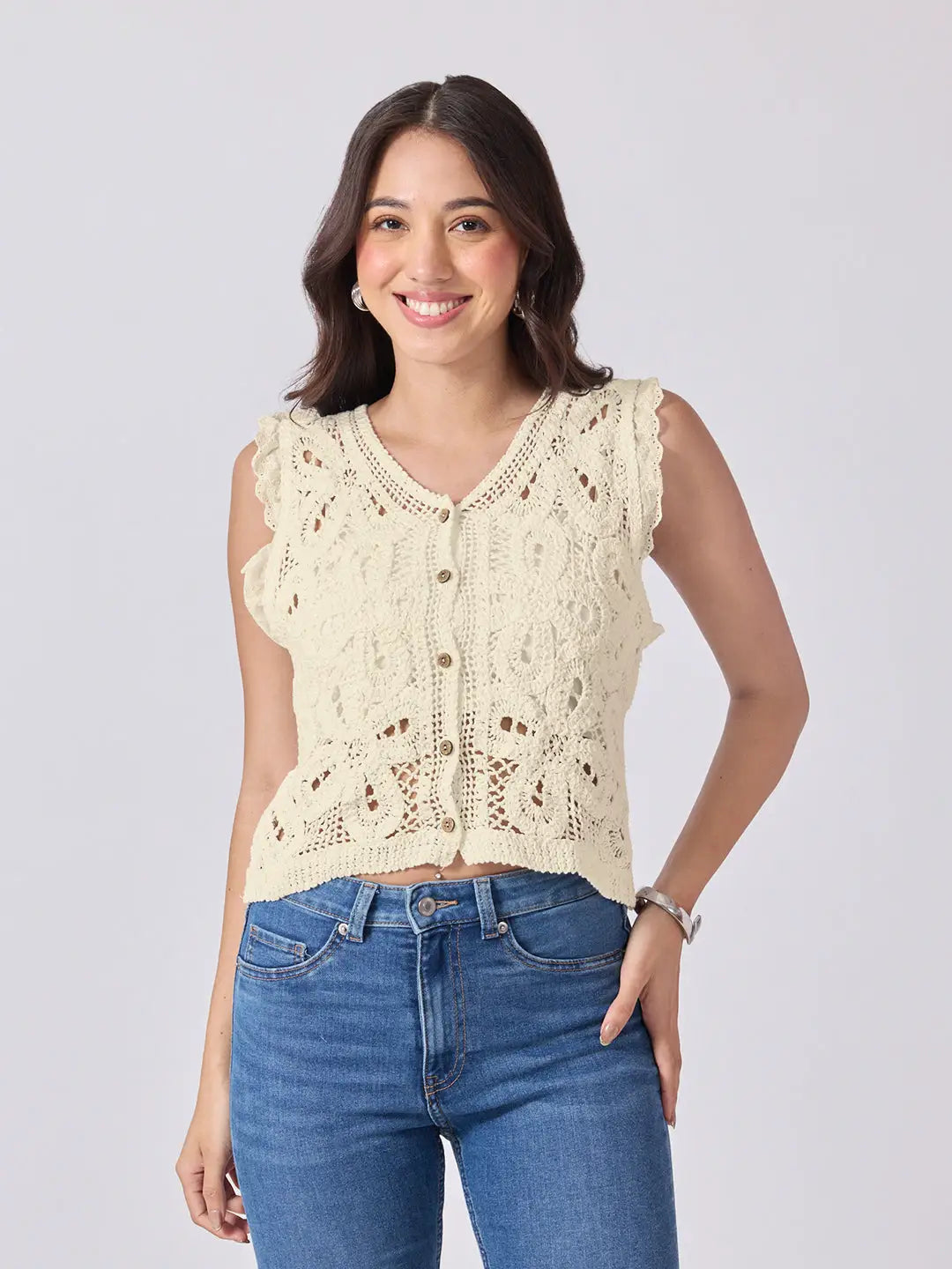 Women's Cream Crochet Sleeveless Scalloped Trim Vest Top