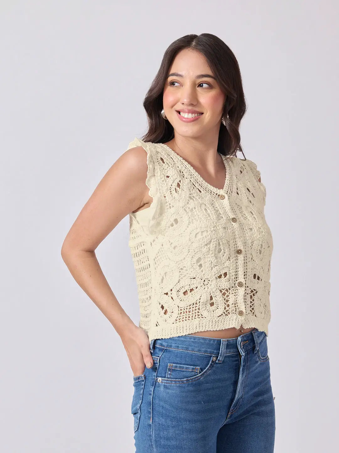 Women's Cream Crochet Sleeveless Scalloped Trim Vest Top
