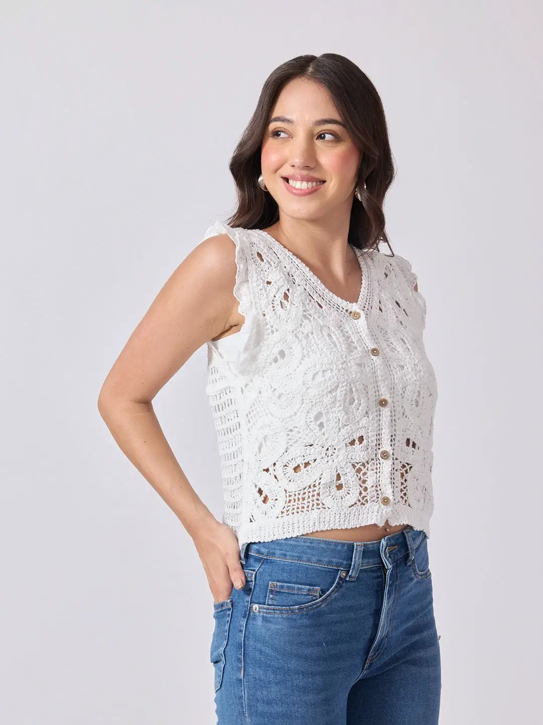 Women's White Crochet Sleeveless Scalloped Trim Vest Top