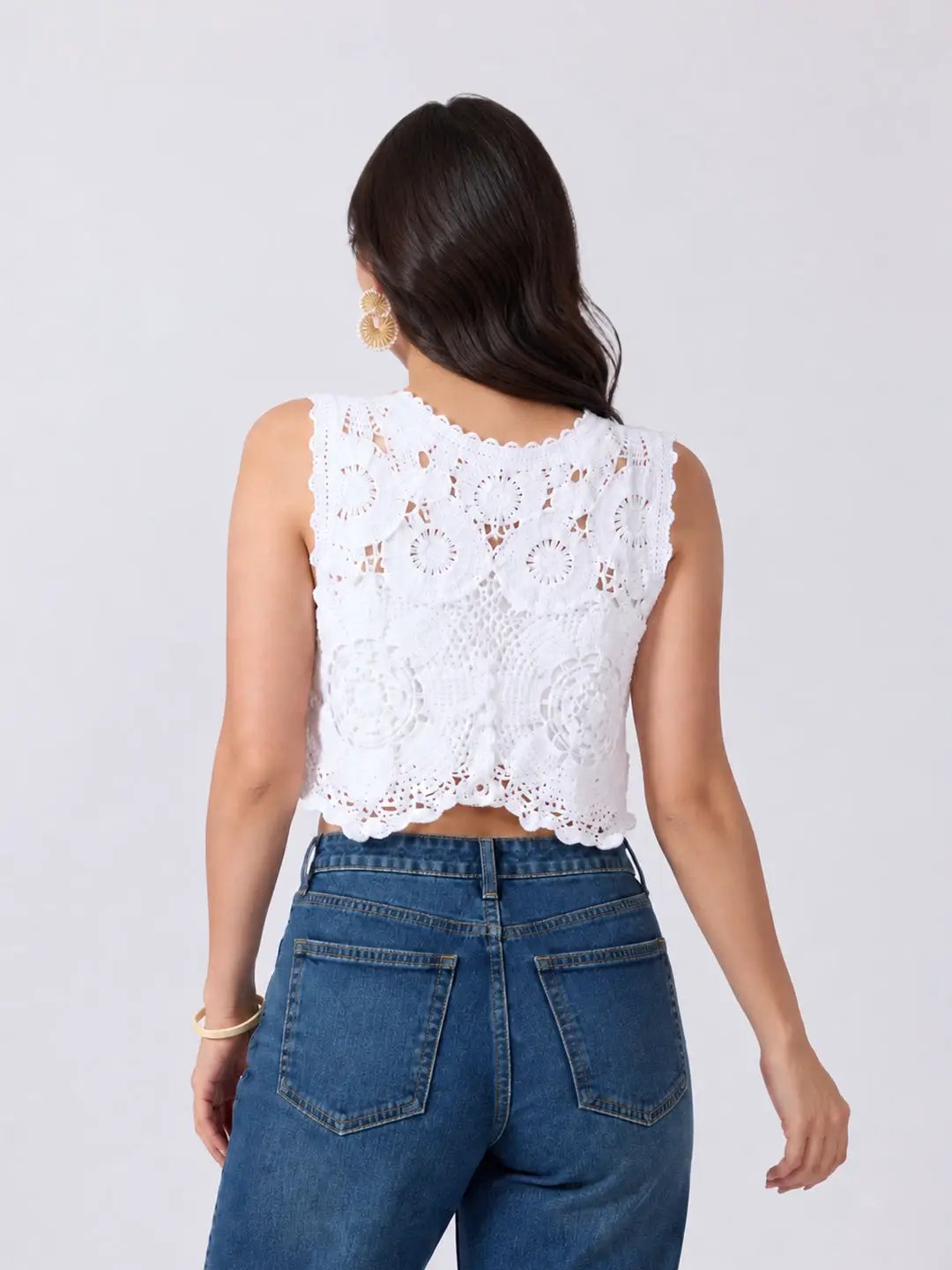 Women's White Crochet Sleeveless Scalloped Hem Top