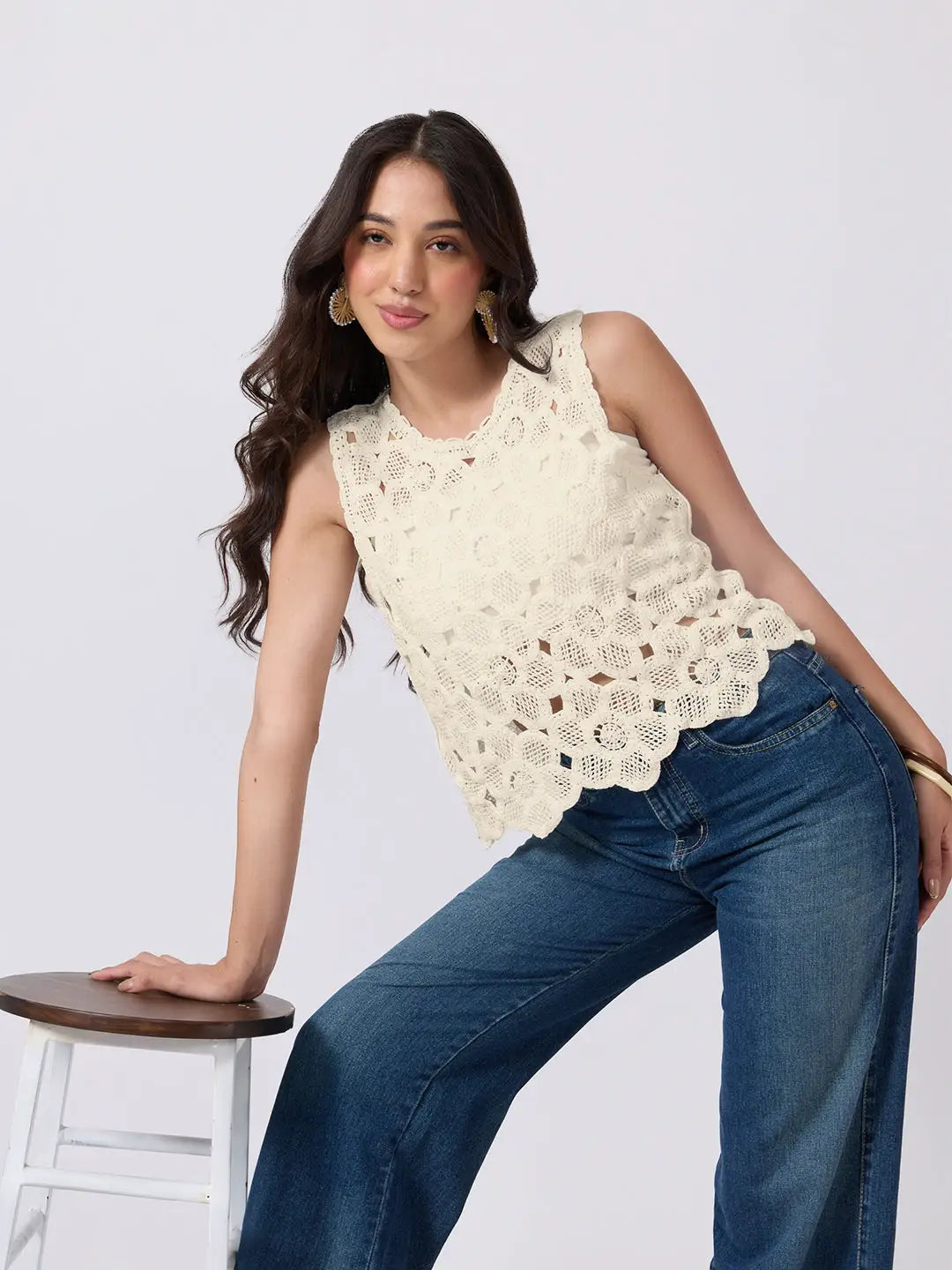 Women's Cream Crochet Sleeveless Scalloped Hem Top