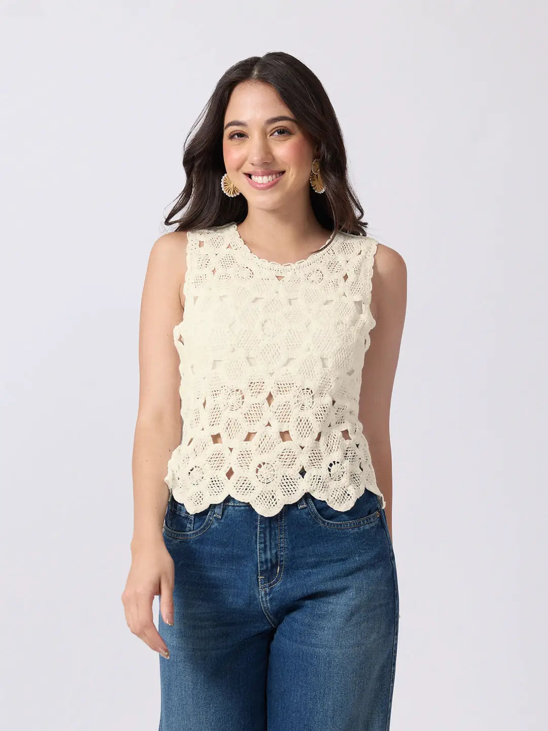 Women's Cream Crochet Sleeveless Scalloped Hem Top
