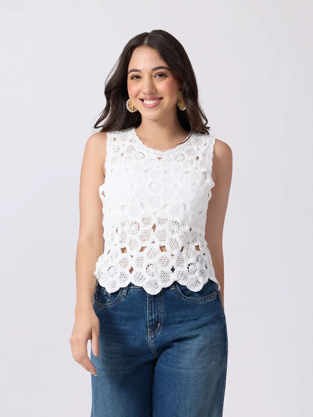 Women's White Crochet Sleeveless Scalloped Hem Top