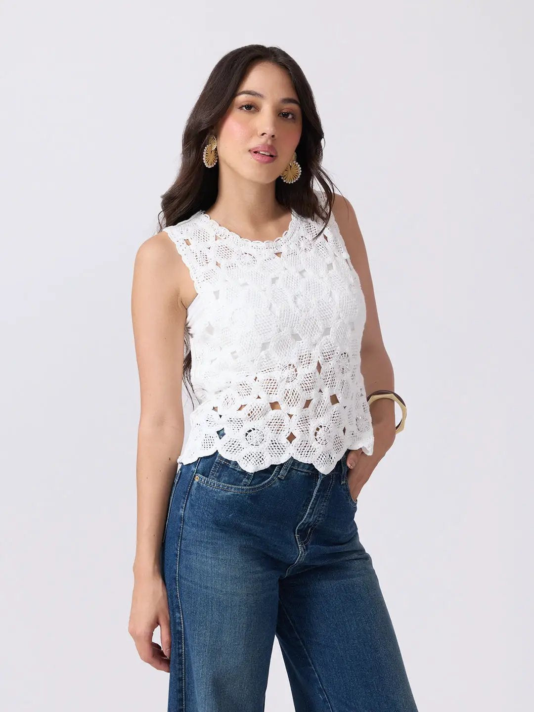 Women's White Crochet Sleeveless Scalloped Hem Top