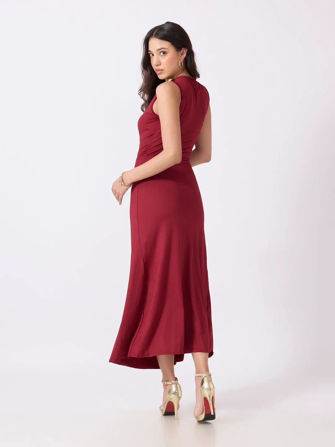 Women's Red Boat Neck Bodycon Dress with Gold Tone Waist Brooch & Ruched Detailing