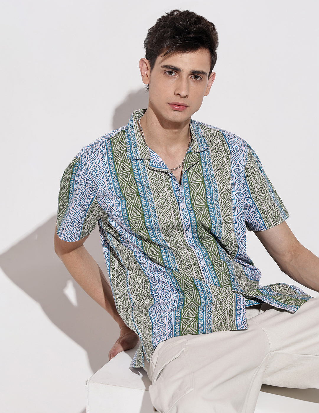 Men's Geometric Blue Short Sleeve Relaxed Fit Cuban Collar Shirt