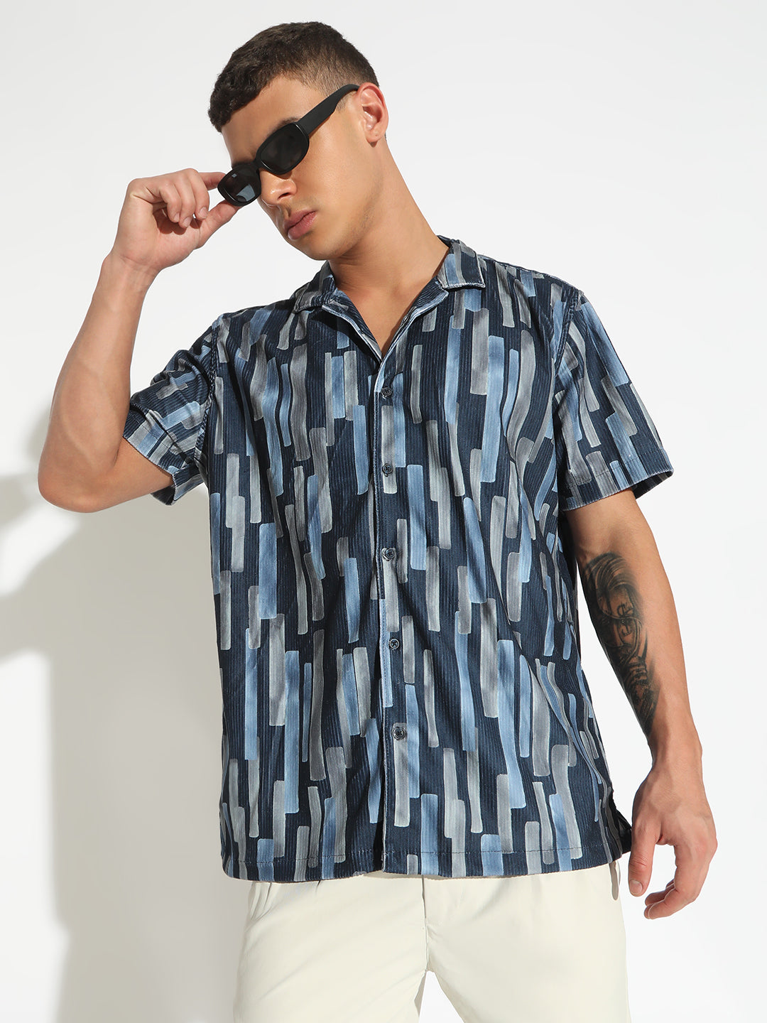 Men's Striped Navy Blue Cuban Collar Short Sleeves Shirt
