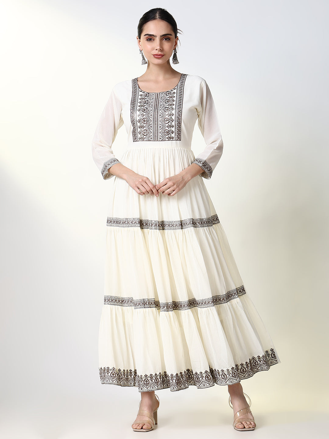 Women Off White Embroidered Anarkali Kurta