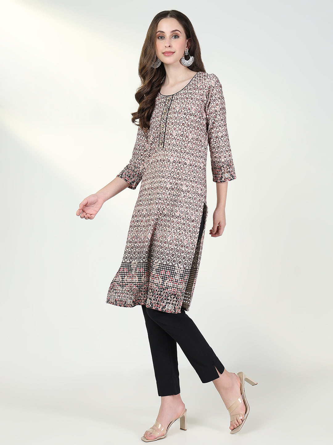 Women Cream Floral Straight Kurta