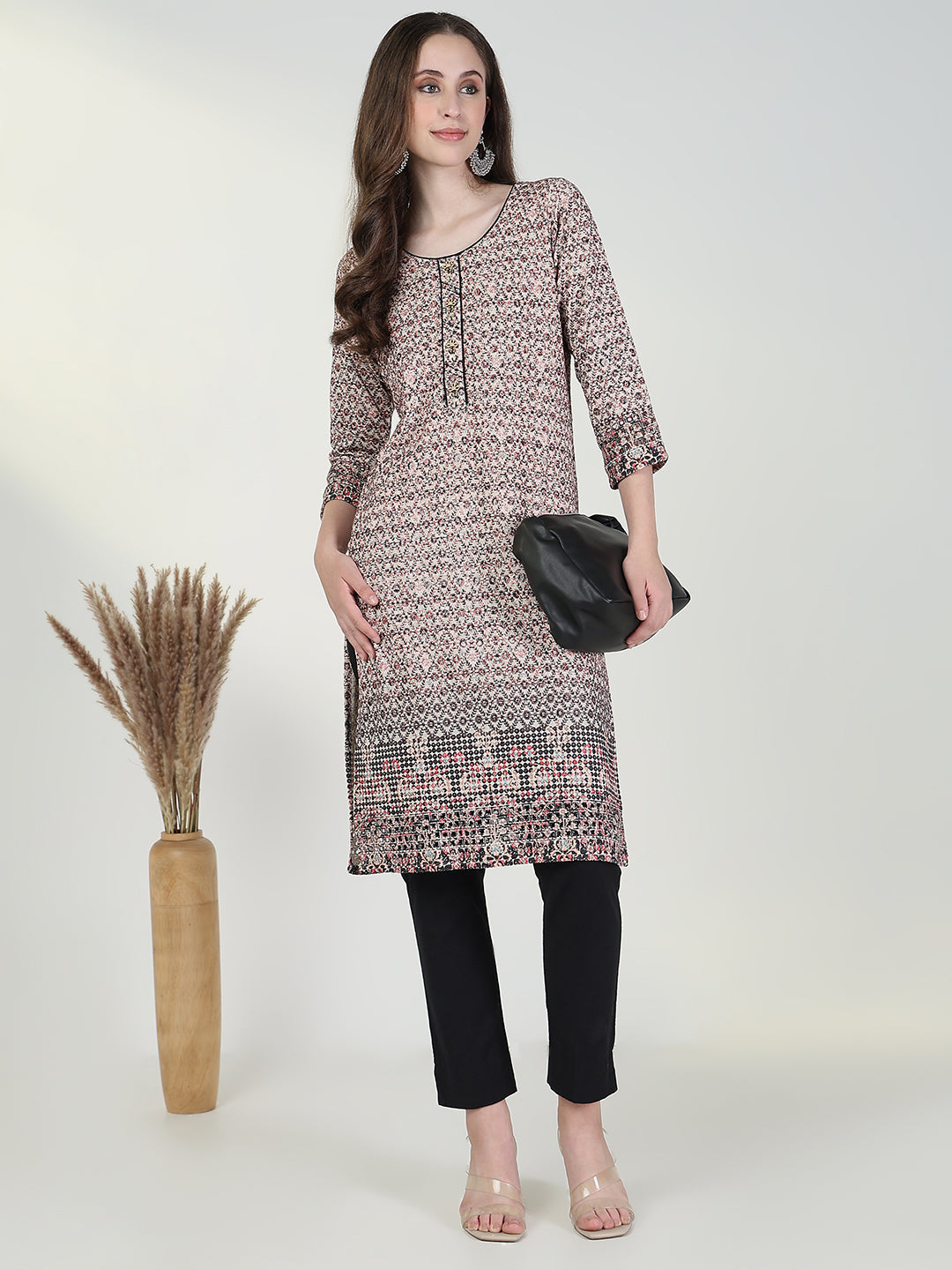 Women Cream Floral Straight Kurta