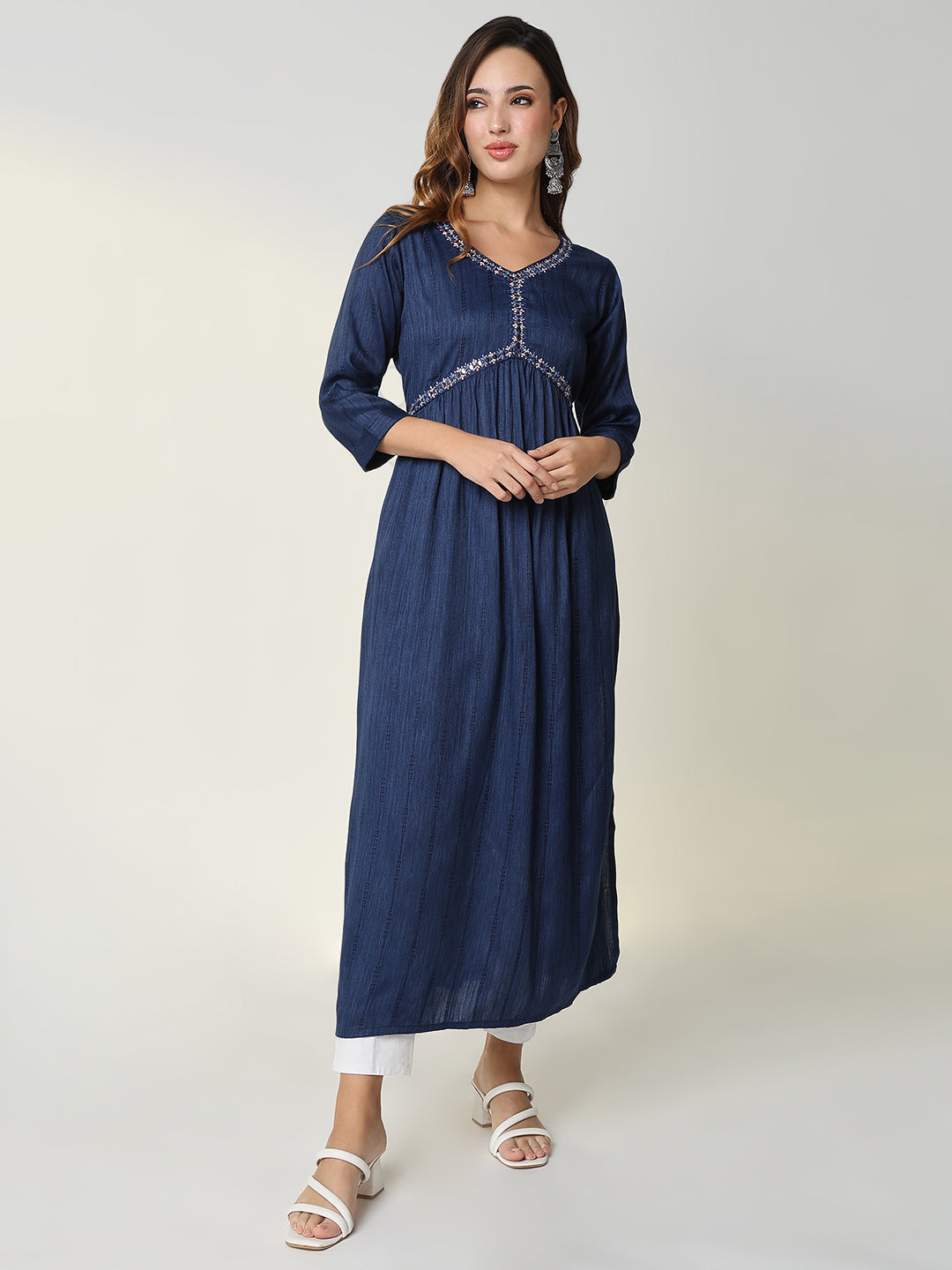 Women Navy Blue Solid Anarkali Kurta