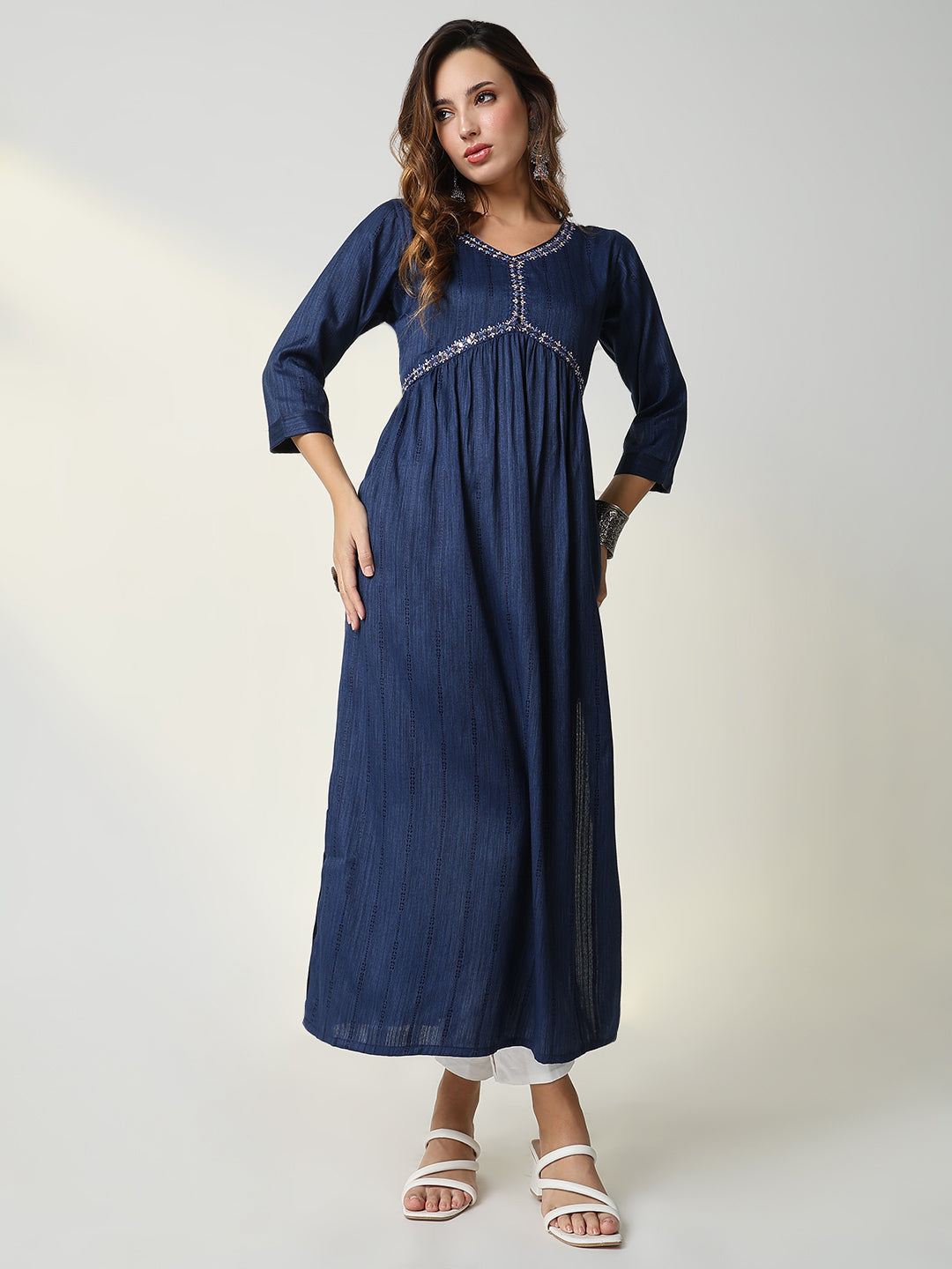 Women Navy Blue Solid Anarkali Kurta